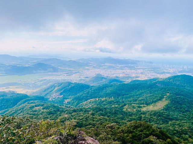 Balneário Camboriú, Praia de Laranjeiras e Trilha Pico da Pedra em Santa Catarina