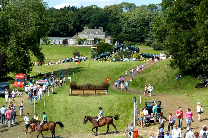 https://www.facebook.com/Gatcombe/photos/a.108824365820792.5625.108821902487705/120373124665916/?type=3&src=https%3A%2F%2Fscontent-fra3-1.xx.fbcdn.net%2Fhphotos-xfa1%2Fv%2Ft1.0-9%2F28792_120373124665916_2459194_n.jpg%3Foh%3Ddc7a594a18ca6caccbcd1f568d161674%26oe%3D5682713B&size=720%2C477&fbid=120373124665916