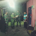 Dari Pintu ke Pintu Cara Koramil 02/ Banjarsari Bagikan 250 Nasi Bungkus Untuk Saur