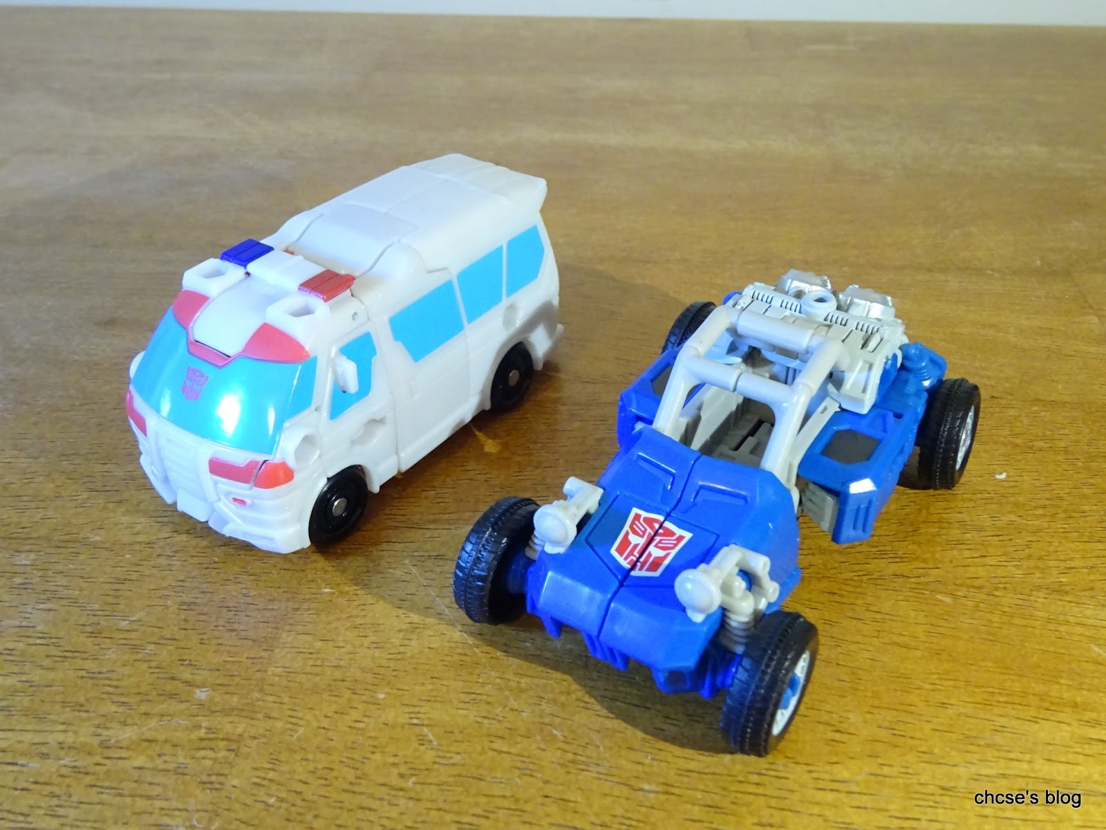 ChCse's blog Toy Review Transformers Cyberverse Ratchet & Blizzard