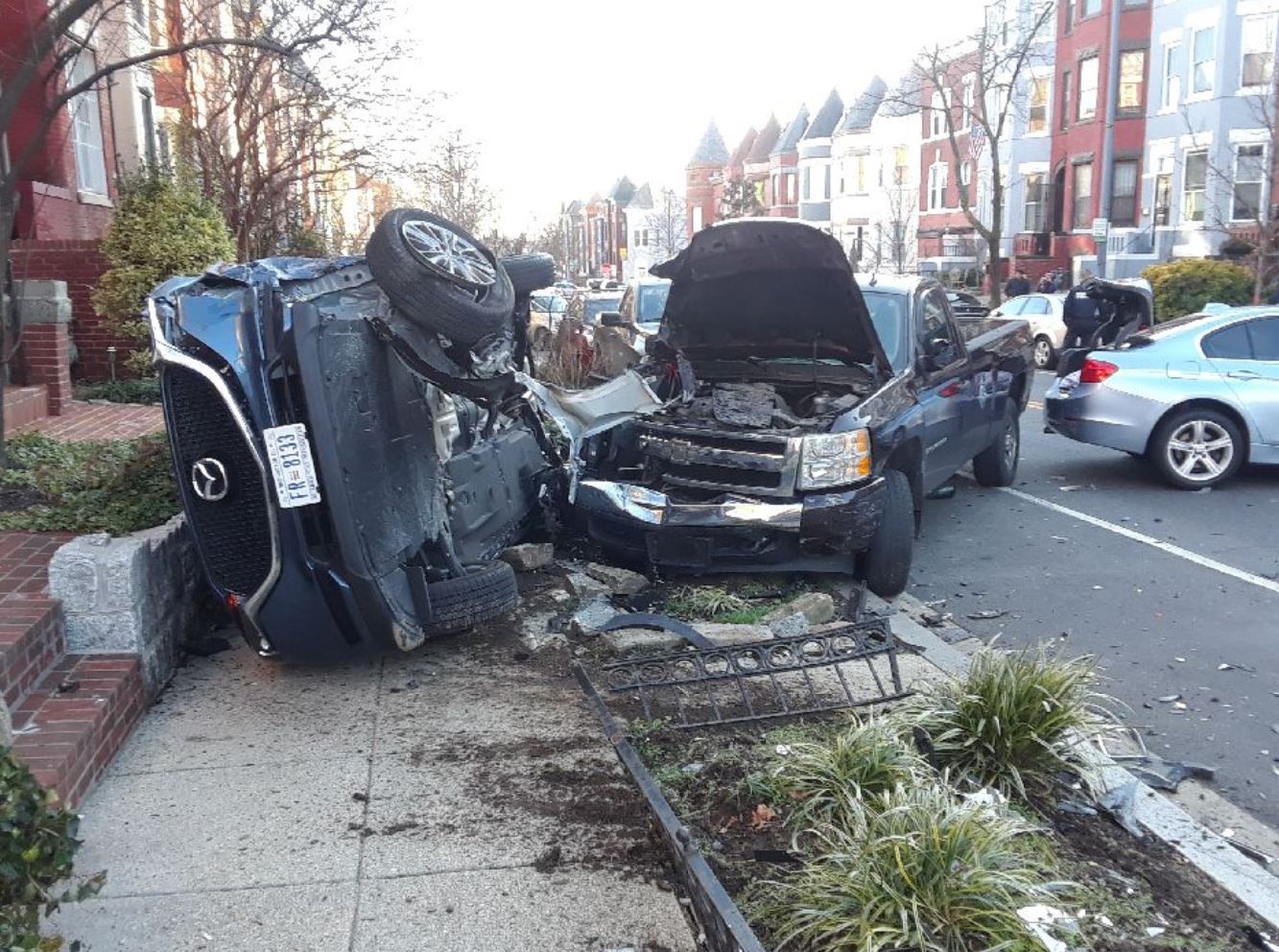 bloomingdale car crash on the 2000 block of 1st Street NW this