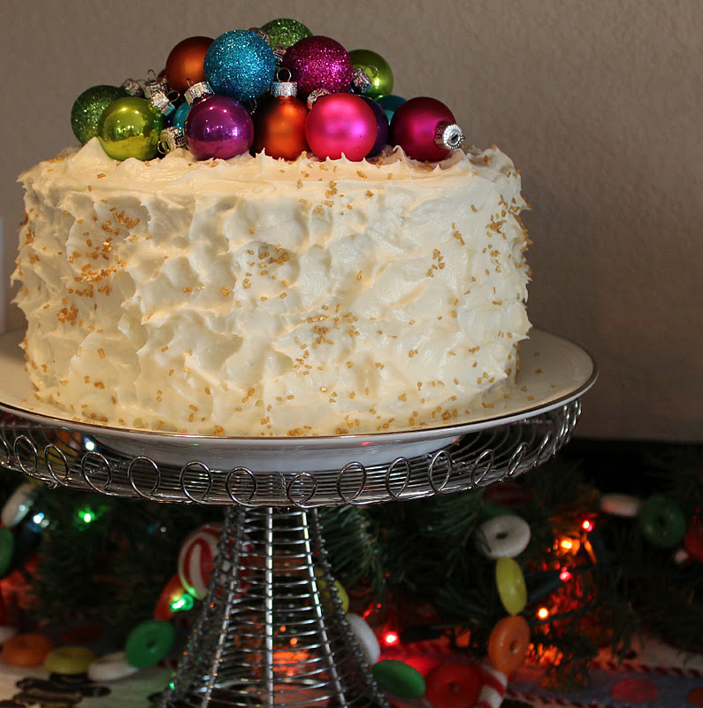 Moore Minutes: The happy colors of Christmas: hummingbird cake and ...