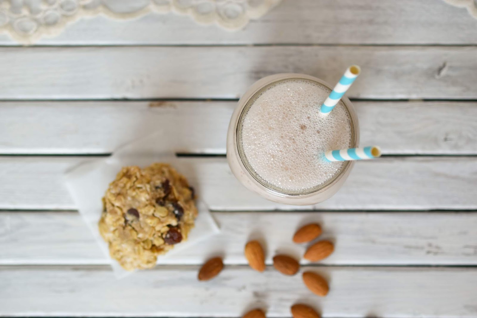 Woman in Real Life How To Make The Best Chocolate Almond Milk (Recipe)