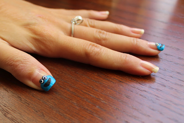 Simple Nail Art for Newbies: Cookie Monster Nails