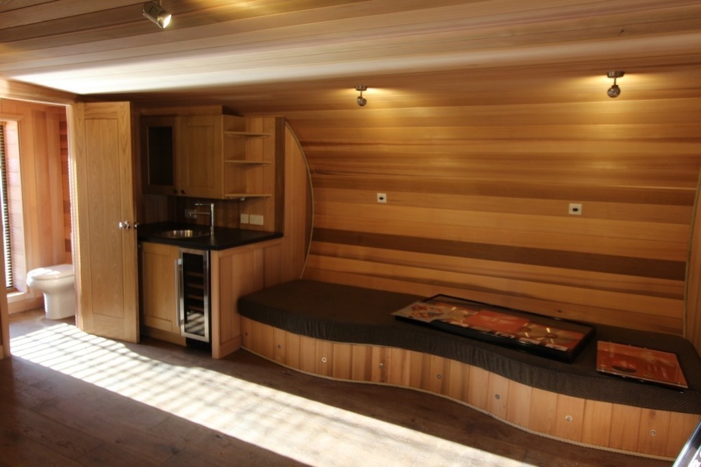 treehouse that actually is a music studio with high quality recording results