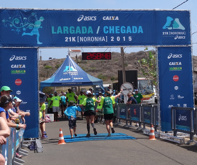 Meia Maratona de Noronha - Noronha K21 Meia Maratona de Noronha - Noronha K21 - chegada depois de 2h58m