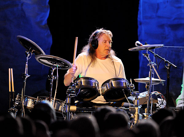 Rockfile Radio Rock Files: Happy Birthday DAVID ROBINSON (video)