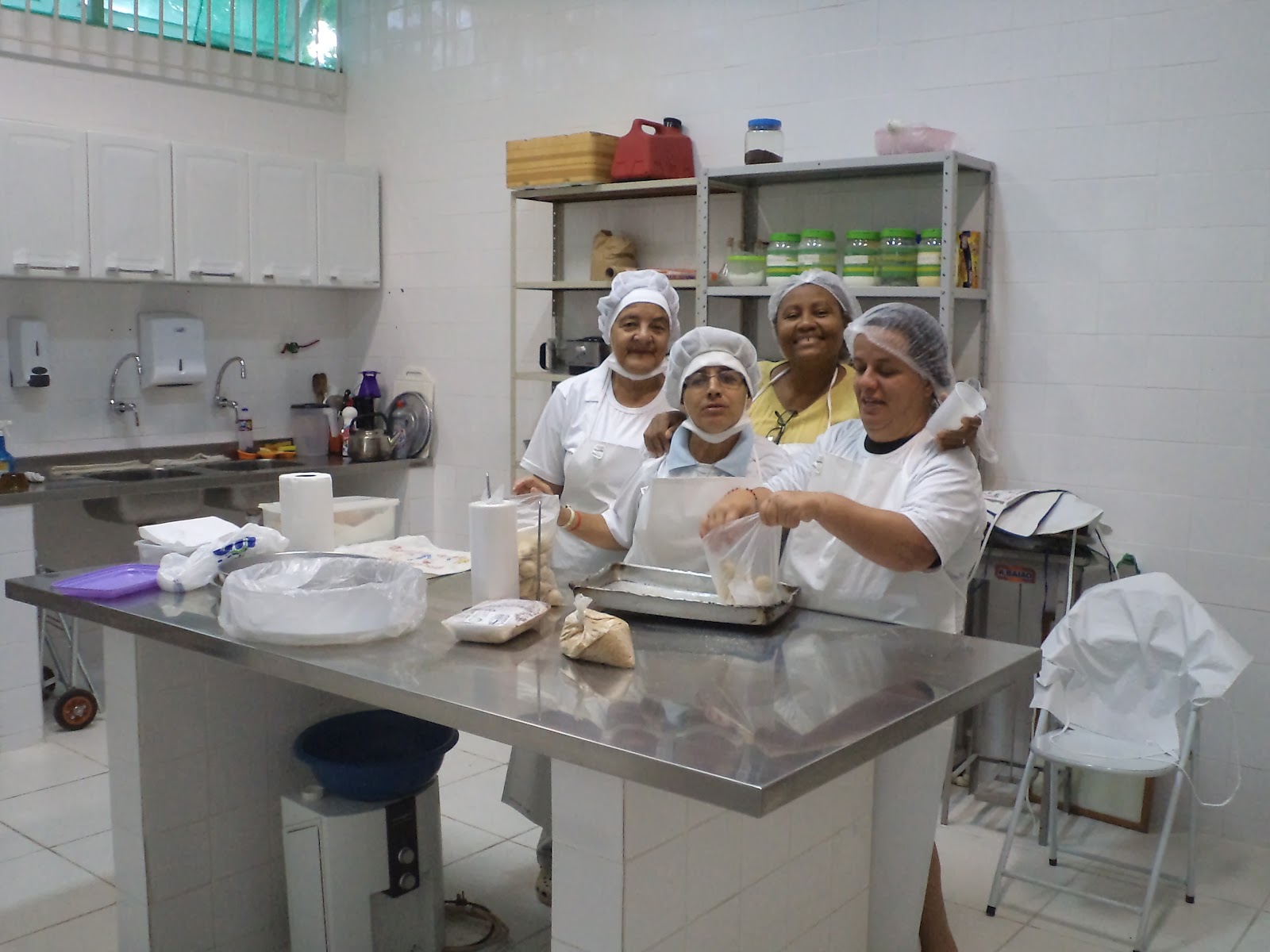ARTE, HORTA & Cia.: Doidera - Doces & Salgados