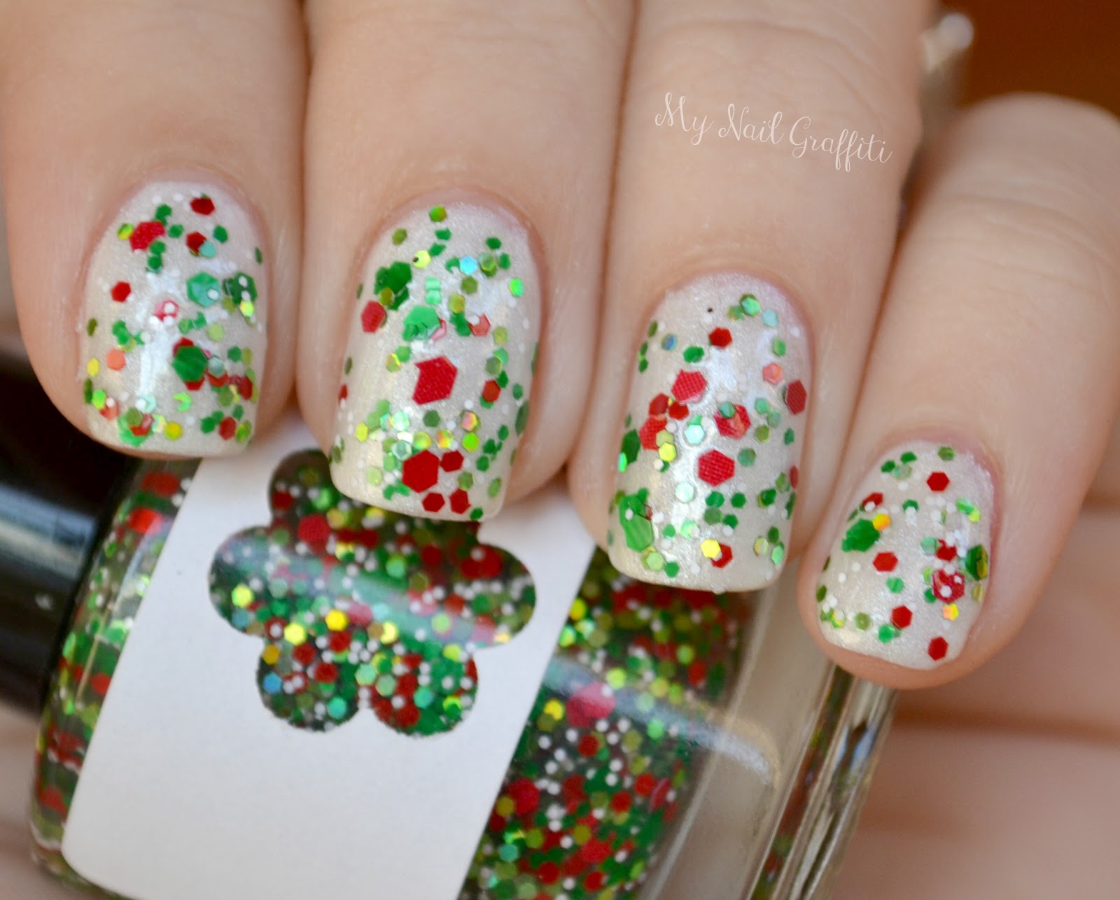 My Nail Graffiti: Oopsie Daisies Wintertime Wonders Swatches and Review