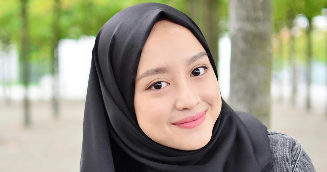 Biography Gita Savitri Devi