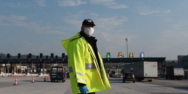 Μετακίνηση εκτός νομού τα Χριστούγεννα: Ποιες είναι οι τέσσερις προϋποθέσεις