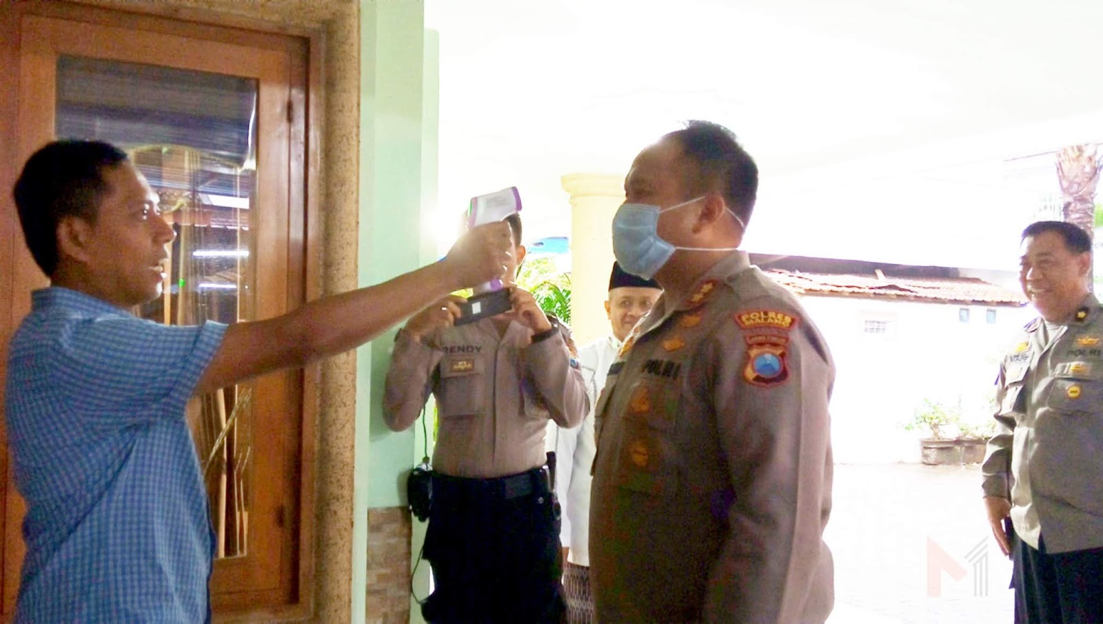 Terapkan Physical Distancing, Ponpes RU II Putukrejo Di Kunjungi Kapolres Malang Terapkan Physical Distancing, Ponpes RU II Putukrejo Di Kunjungi Kapolres Malang