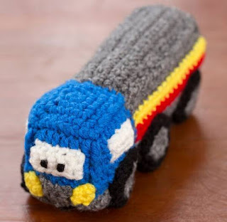 PATRON GRATIS CAMION AMIGURUMI 44065