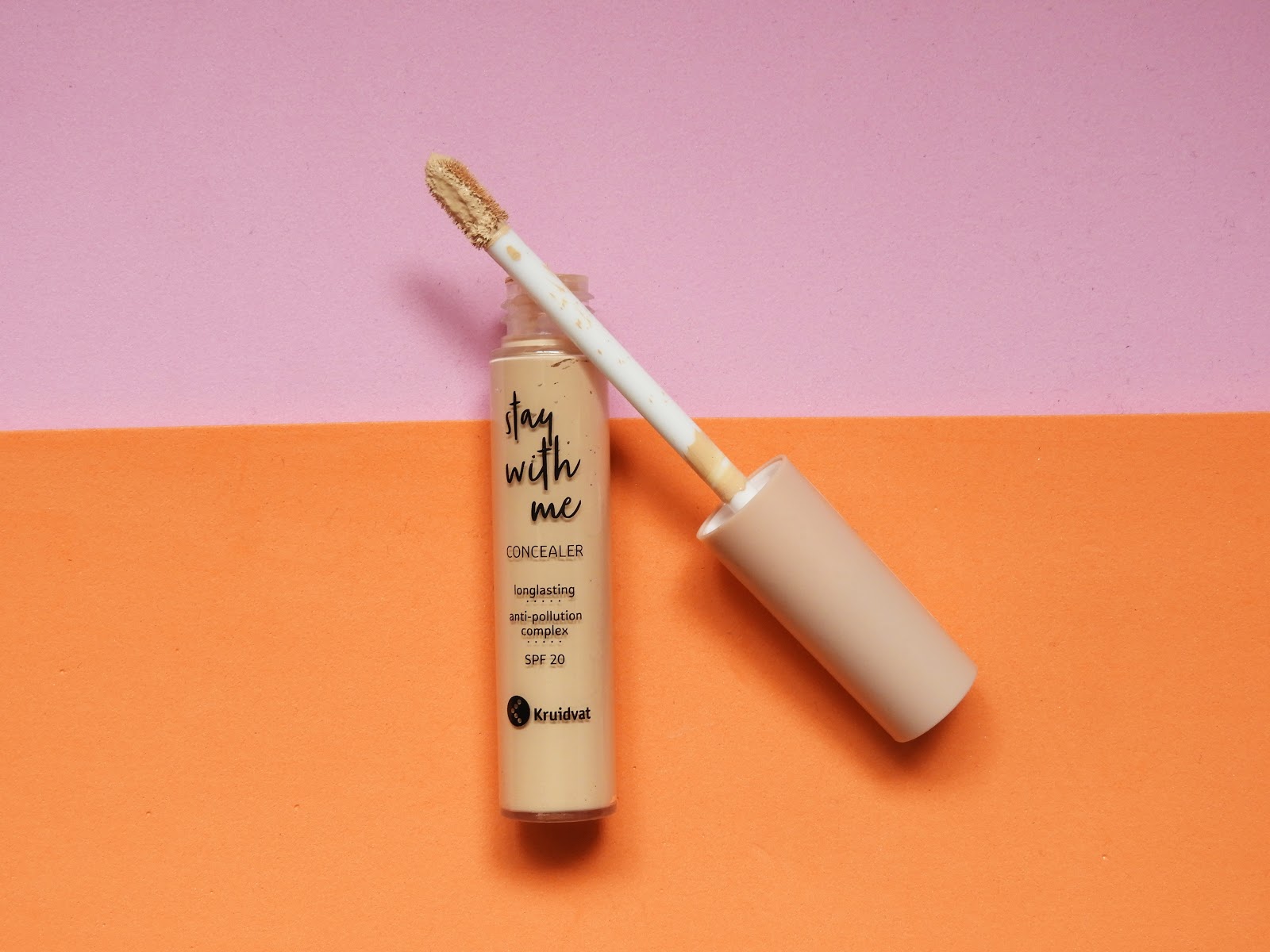 Kruidvat makeup concealer, setting spray & blush review Irispraat.nl