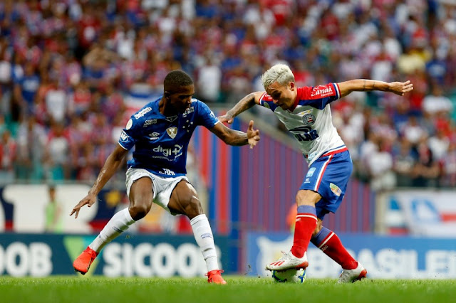 Com um a menos, Bahia empata com o Cruzeiro na Arena Fonte Nova