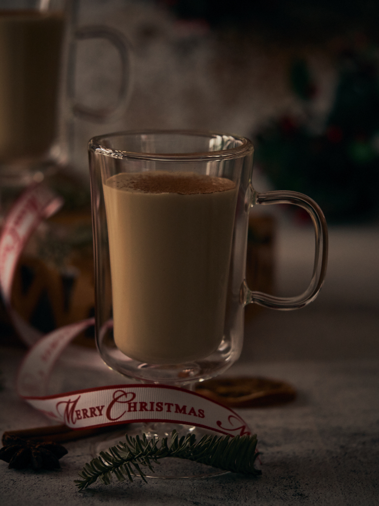 Eggnog o Ponche de huevo Cocido de Sopa