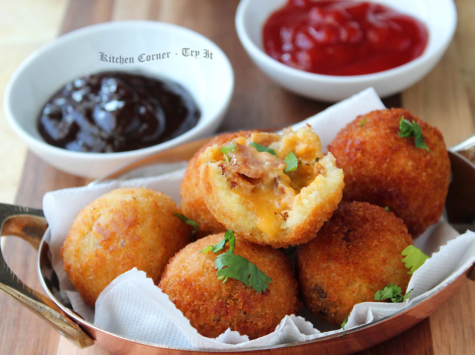 Bacon Cheese Balls Easy Appetizer