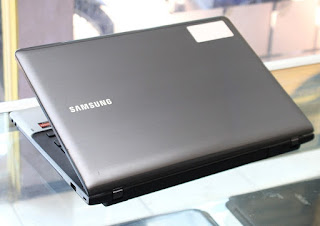 Laptop Samsung NP355V4X AMD A6 di Malang