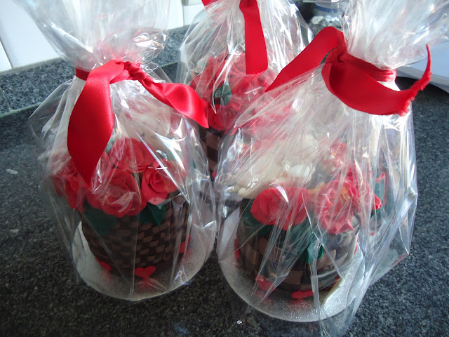 bolo amor flor dia dos namorados / Love cake flower valentine