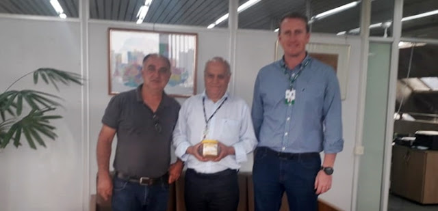Vice-prefeito de Mato Rico busca espaço para comercialização de mel