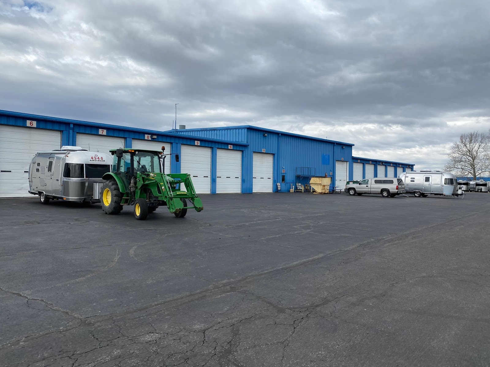Cozy Rosie Airstream Terraport Jackson Center, Ohio (March 2020)