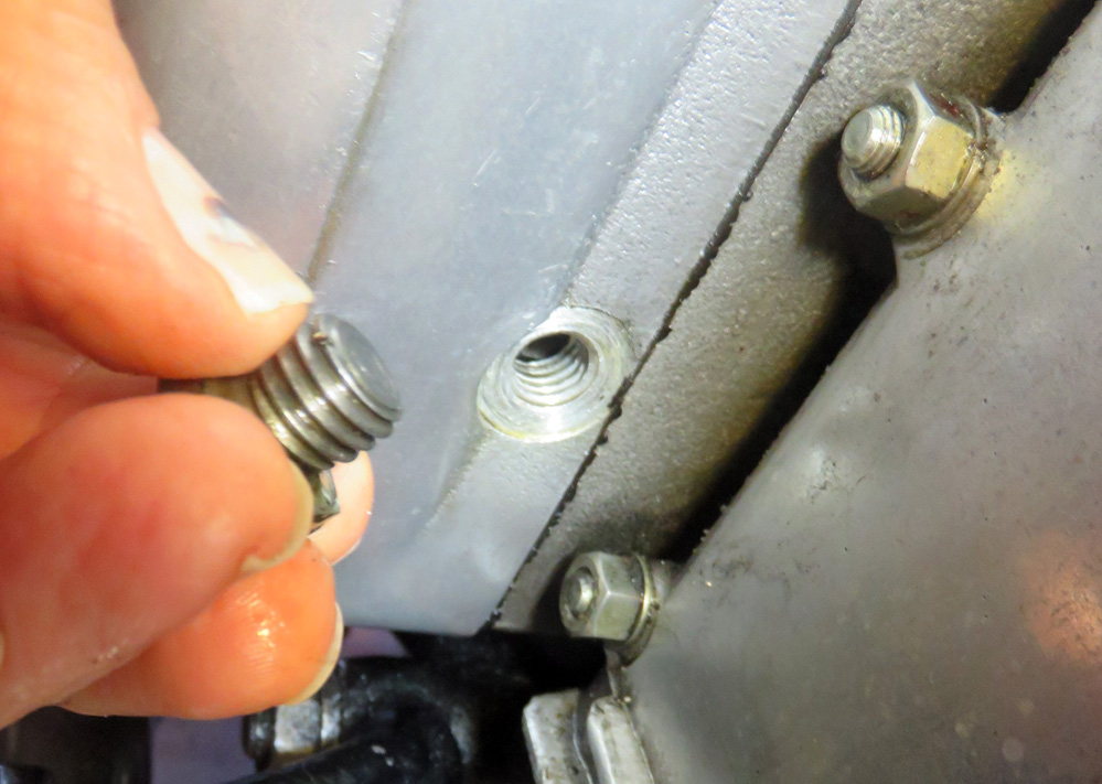 There's a trick to changing Royal Enfield gearbox oil