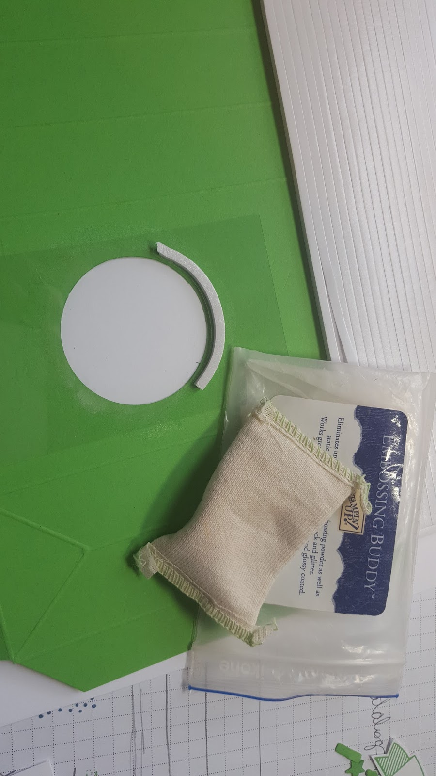 Beth's Paper Cuts: Graduation Gift bag and the new Thoughtful Banners