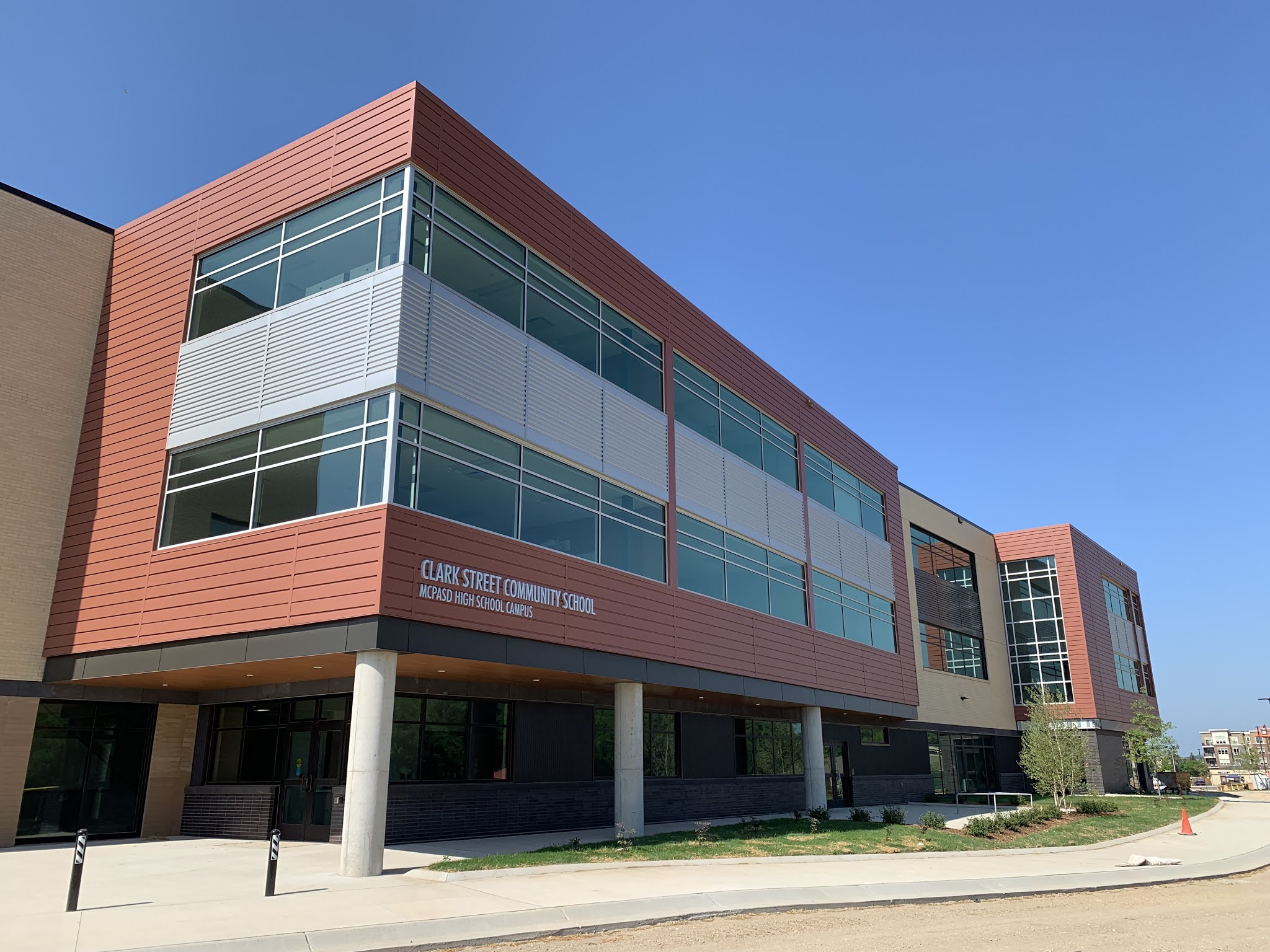 Retiring Guy's Digest Middleton High School Phase 1 expansion and