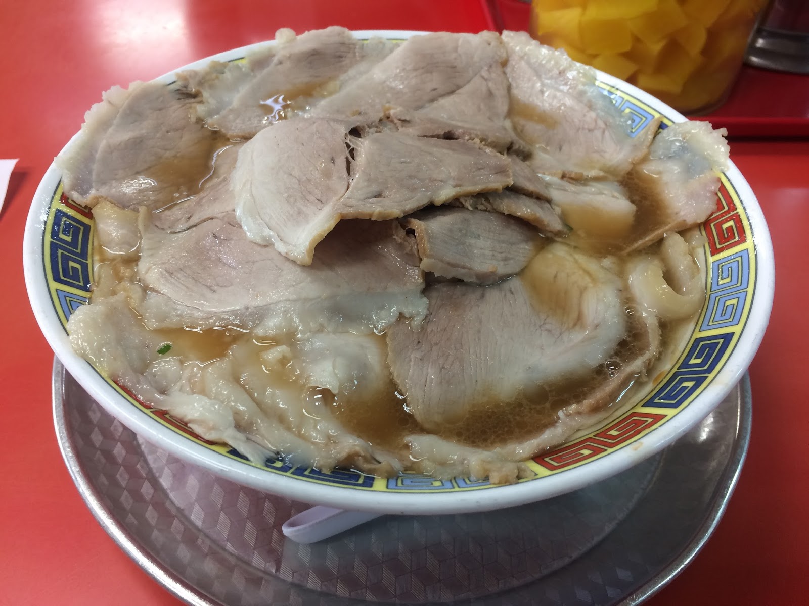もっこす のラーメンは神戸のソウルフードか チャーシュー多すぎ S ﾟdﾟ サラリーマンラーメンガイド コンビニ サラリーマン総研 最新コンビニグルメがわかるブログ
