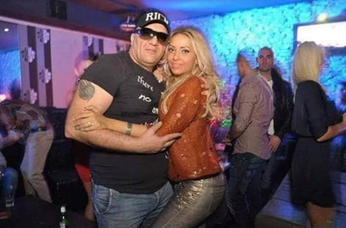 Imaginile pe care Andreea de la Puterea Dragostei le vrea șterse pe internet! Acum câțiva ani, blonda era de nerecunoscut