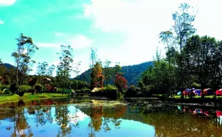 10 Tempat Wisata Alam di Bandung yang lagi Hits 2021 Kampung Cai Rancaupas