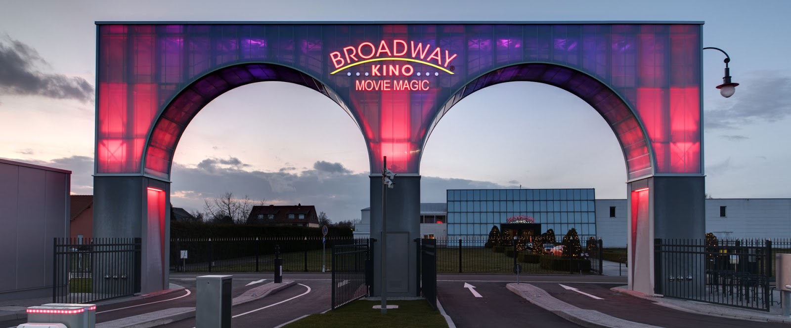 broadway landstuhl woodenbild )