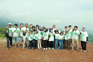 TEA WALK CIATER BERSAMA PT. KHARISMA SEJAHTERA LESTARI