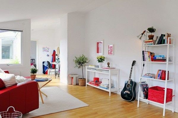 Small apartment decorated in white