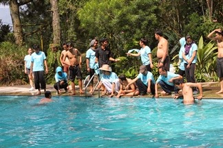 Bounder paket outbound puncak