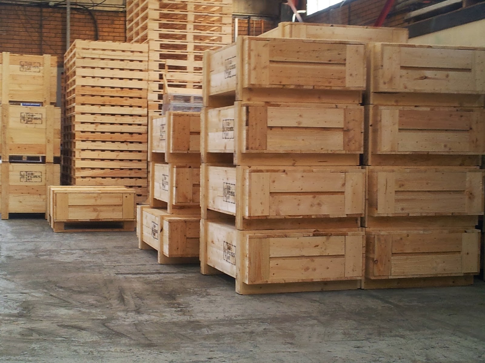 Dawn Dean Precision Pallets & Cases Variety of pallets and cases