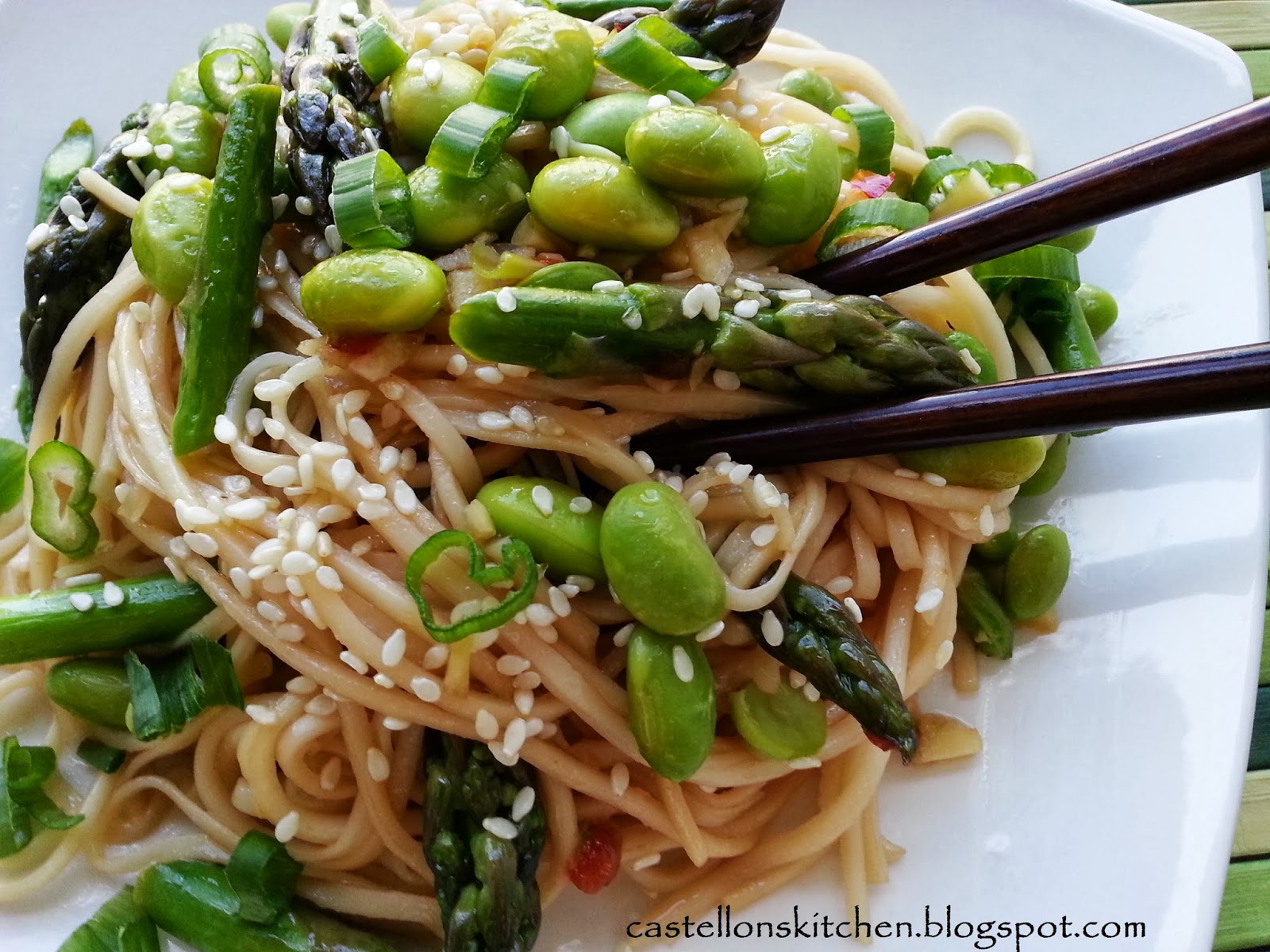 Castellon's Kitchen Simple Sesame Noodles with Edamame & Asparagus