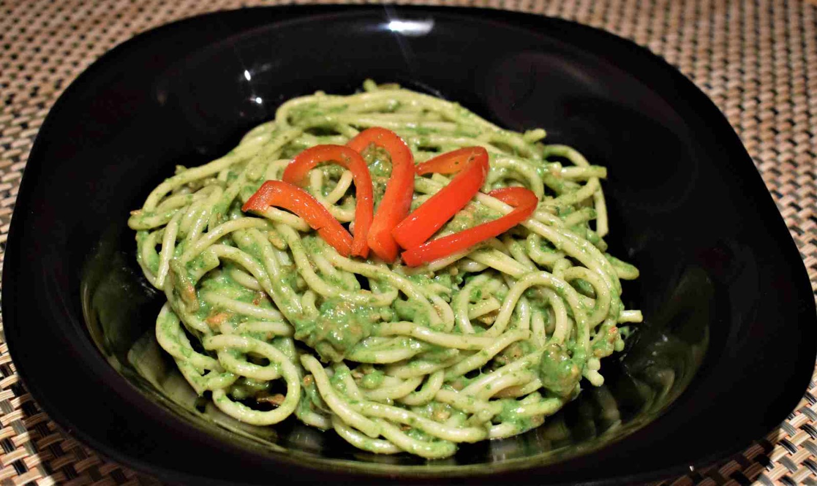 The Best and Healthy Avocado-Spinach Pasta | Green Pasta | Spaghetti -  Rumki's Golden Spoon