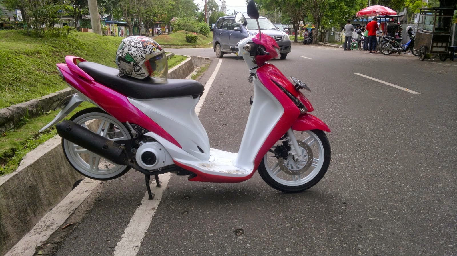 Kumpulan Foto Hasil Modifikasi Suzuki Spin Modif Motor Mobil