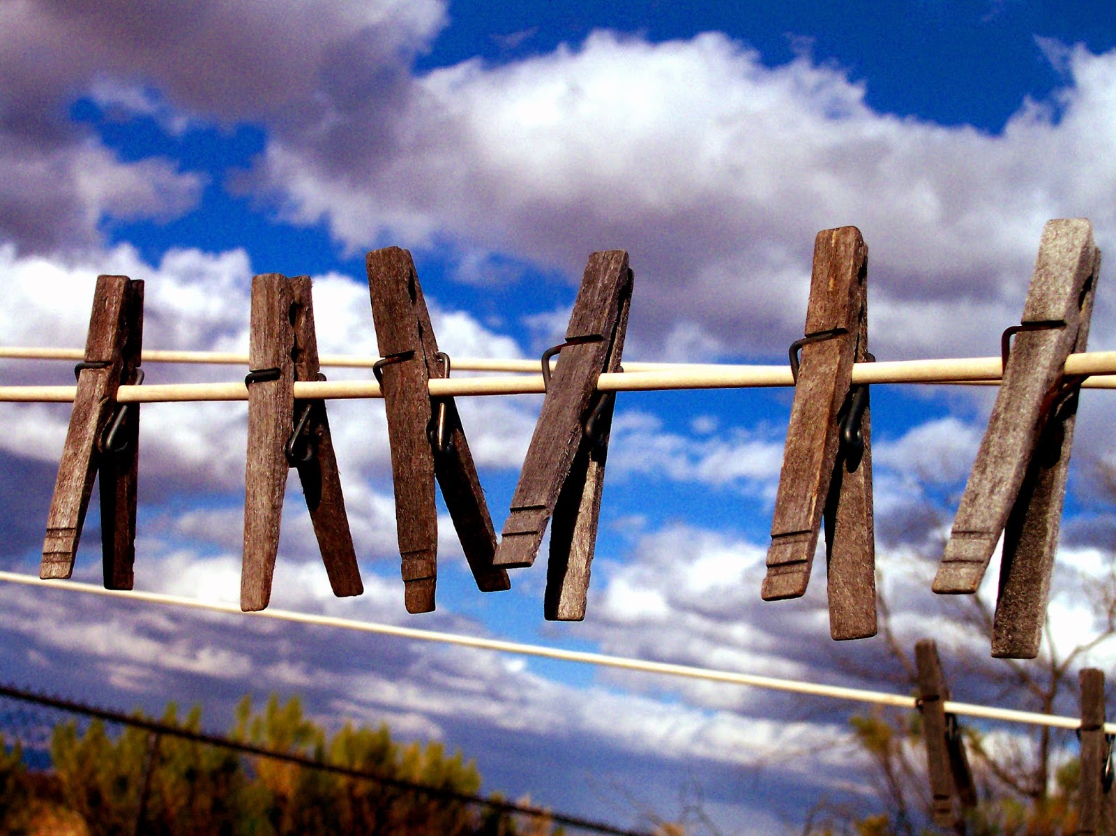 14 Tips for Using a Clothesline Proverbs 31 Woman