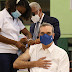 Presidente Abinader recibe tercera dosis de vacuna contra la COVID-19
