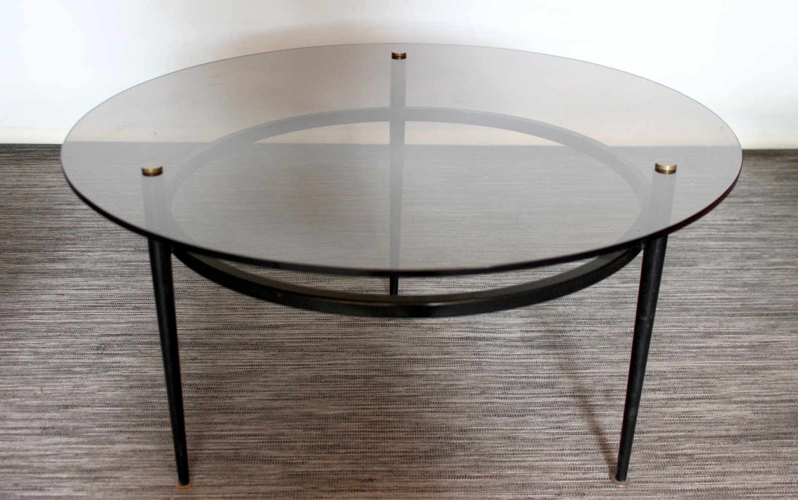 Chicbaazar objets Vintage 506070 Table basse design ronde verre vintage