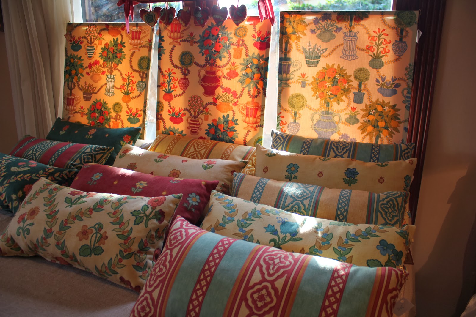 Petunia.Maison: COJINES Y BASTIDORES (encargos: petunia.maison@gmail.com)