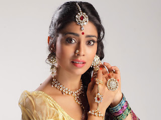 Shriya Saran Looking Hot in Kannada movie Chandra