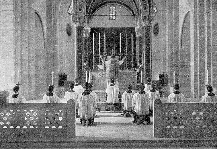 Liturgical Arts As Seen in Liturgical Patrimony: The Ancient Ambrosian ...