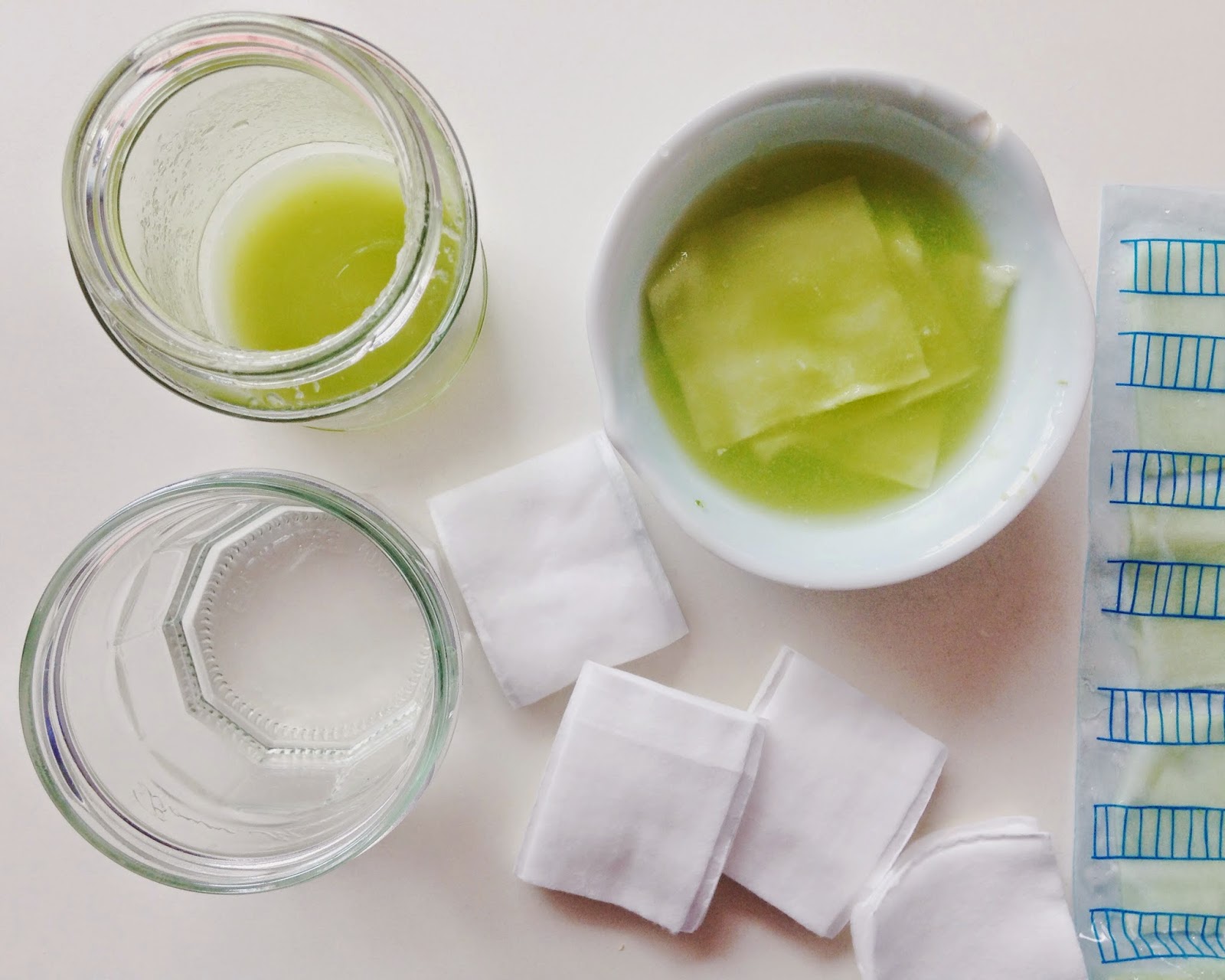 Vague How to Cucumber & Lemon Eye Pads