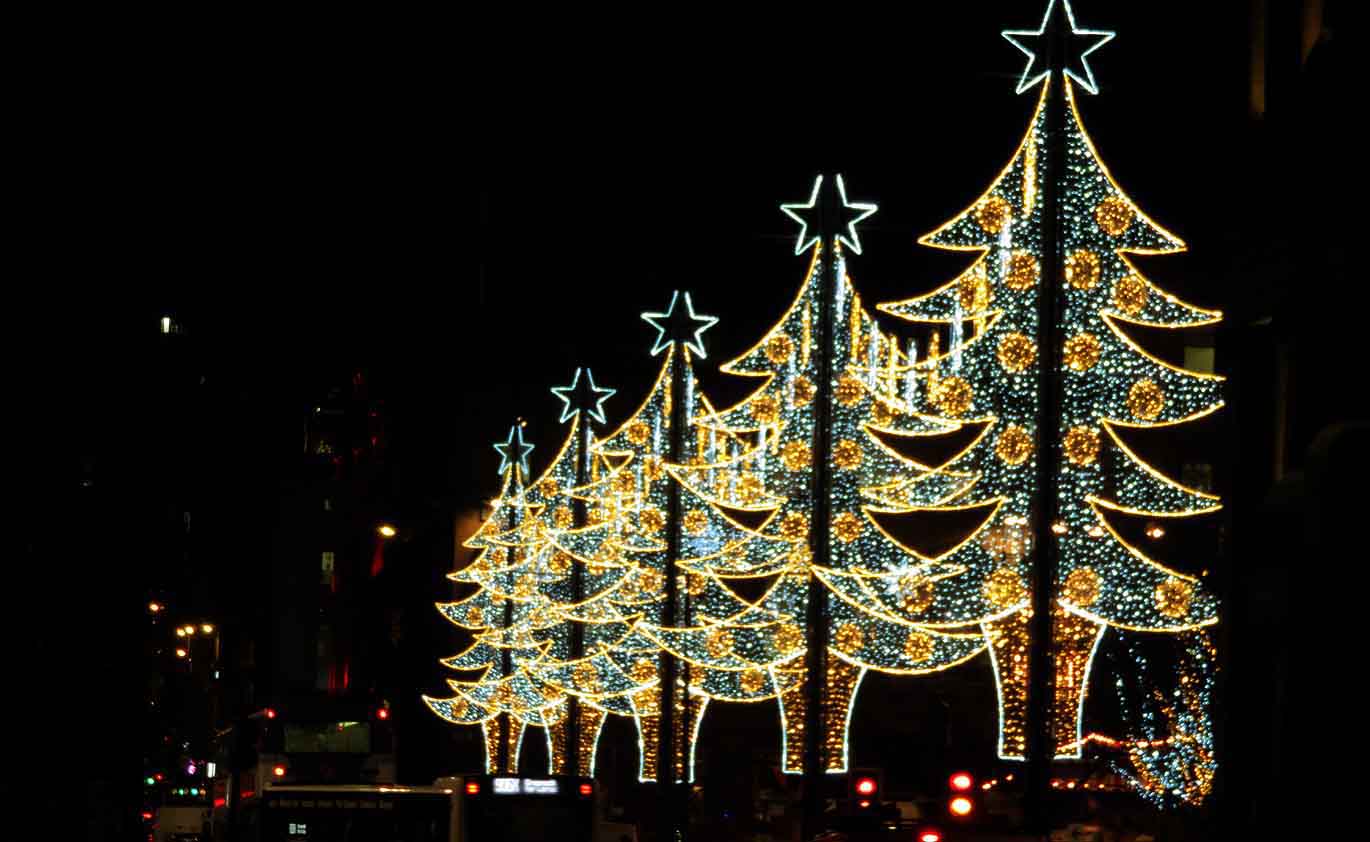 Alex and Bob`s Blue Sky Scotland Merry Christmas. Glasgow's Christmas