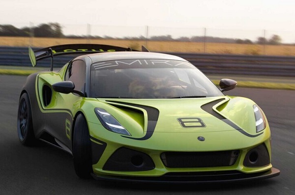 Lotus Emira GT4