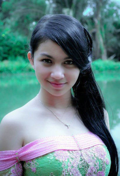 Biodata dan Profil Aril Tatum Biodata dan Profil Aril Tatum