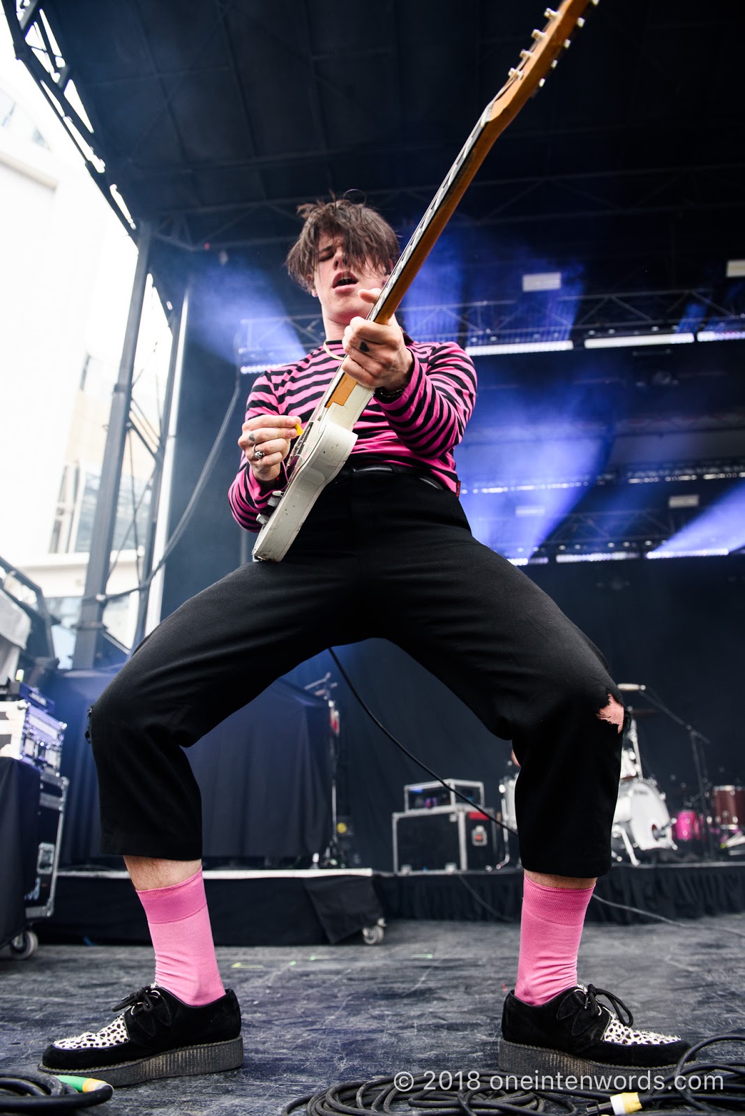 one in ten words: NXNE 2018: Yungblud at Yonge-Dundas Square - Concert